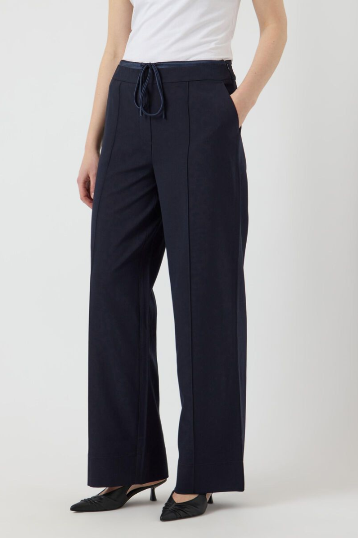 Tali Pant