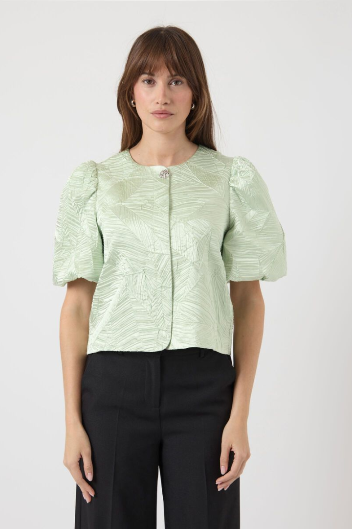 Vibe Short Sleeve Top