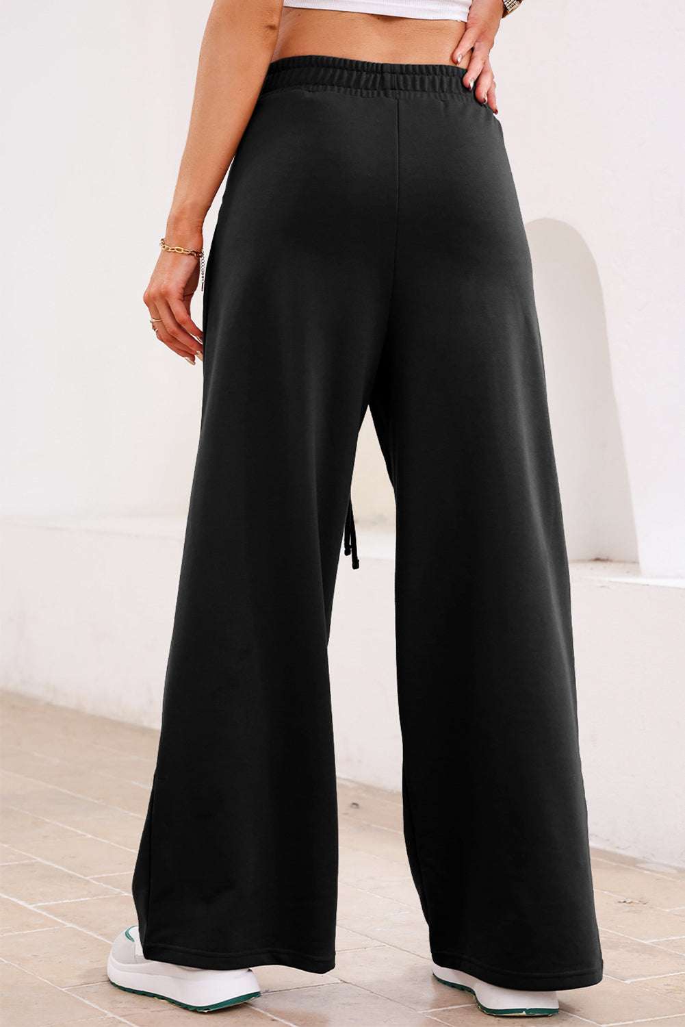 Black Elastic Waist Pleated Sweatpants