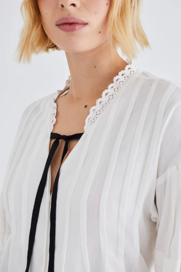 Lyra Blouse