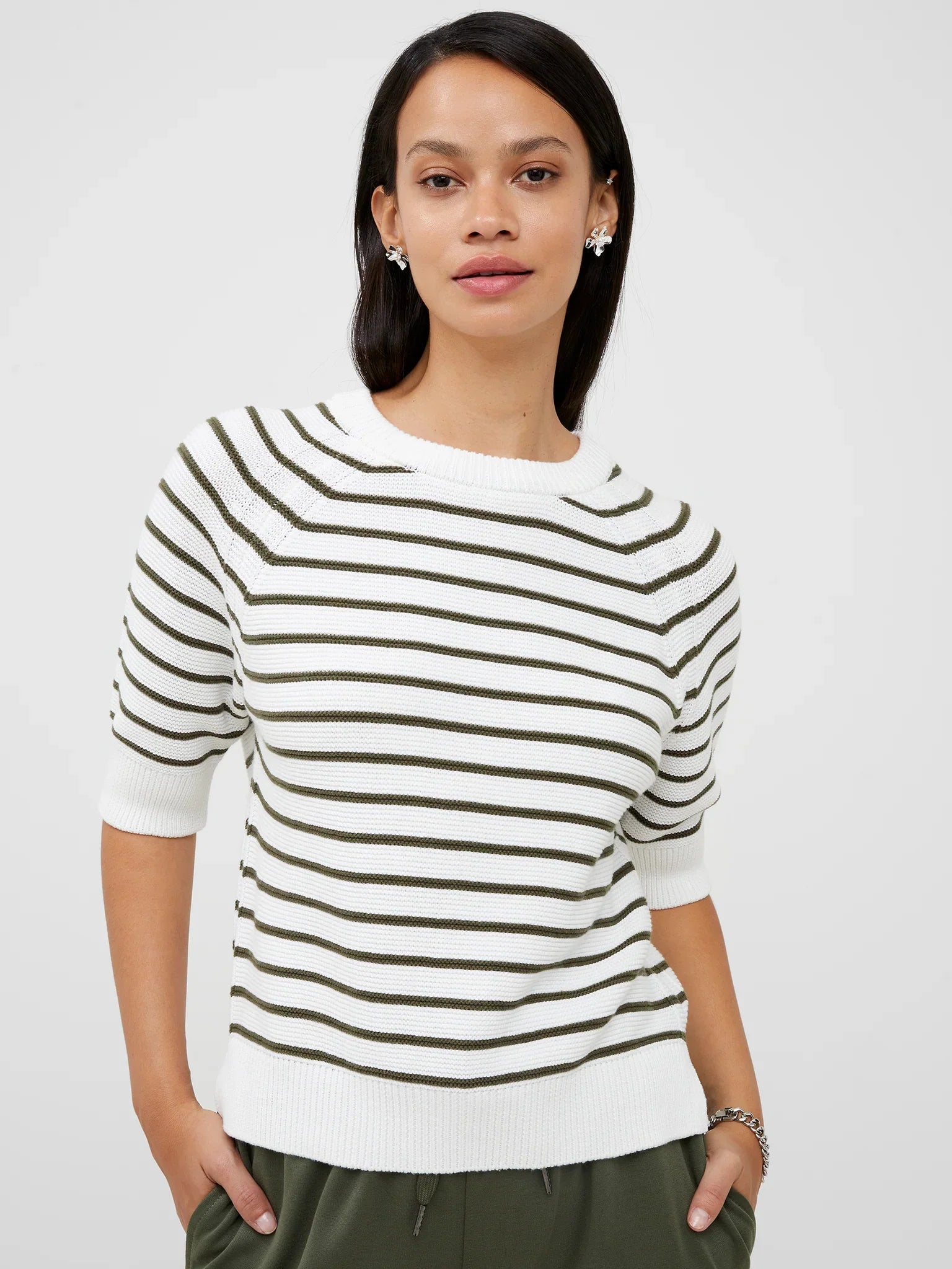 Lily Mozart Short Sleeve Jumper - White/Olive