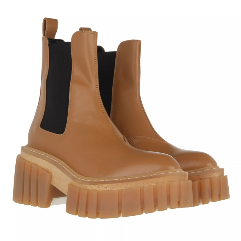Emilie Boot Brown