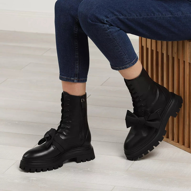 Bedford Loveknot Bootie Black