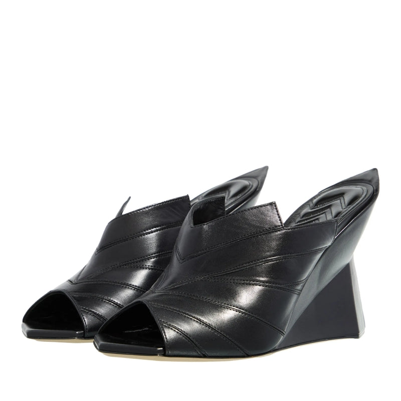 M05 Favignana Nappa Black