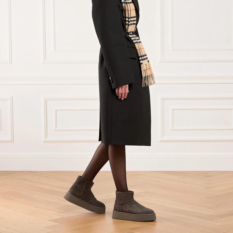 CPH270 Off Black