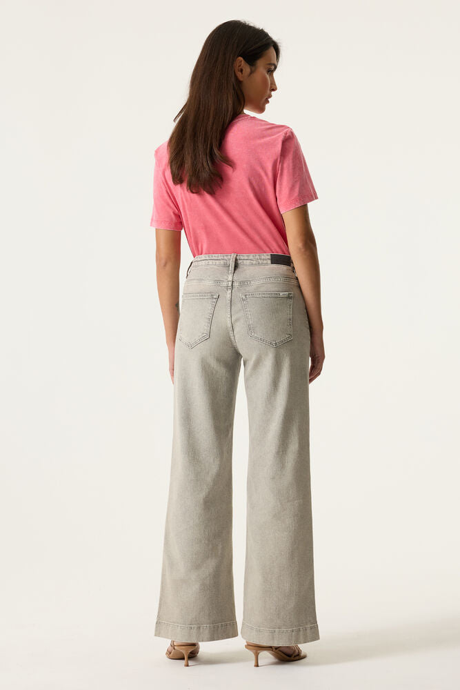 Garcia Rose Garden T-shirt With Tiger