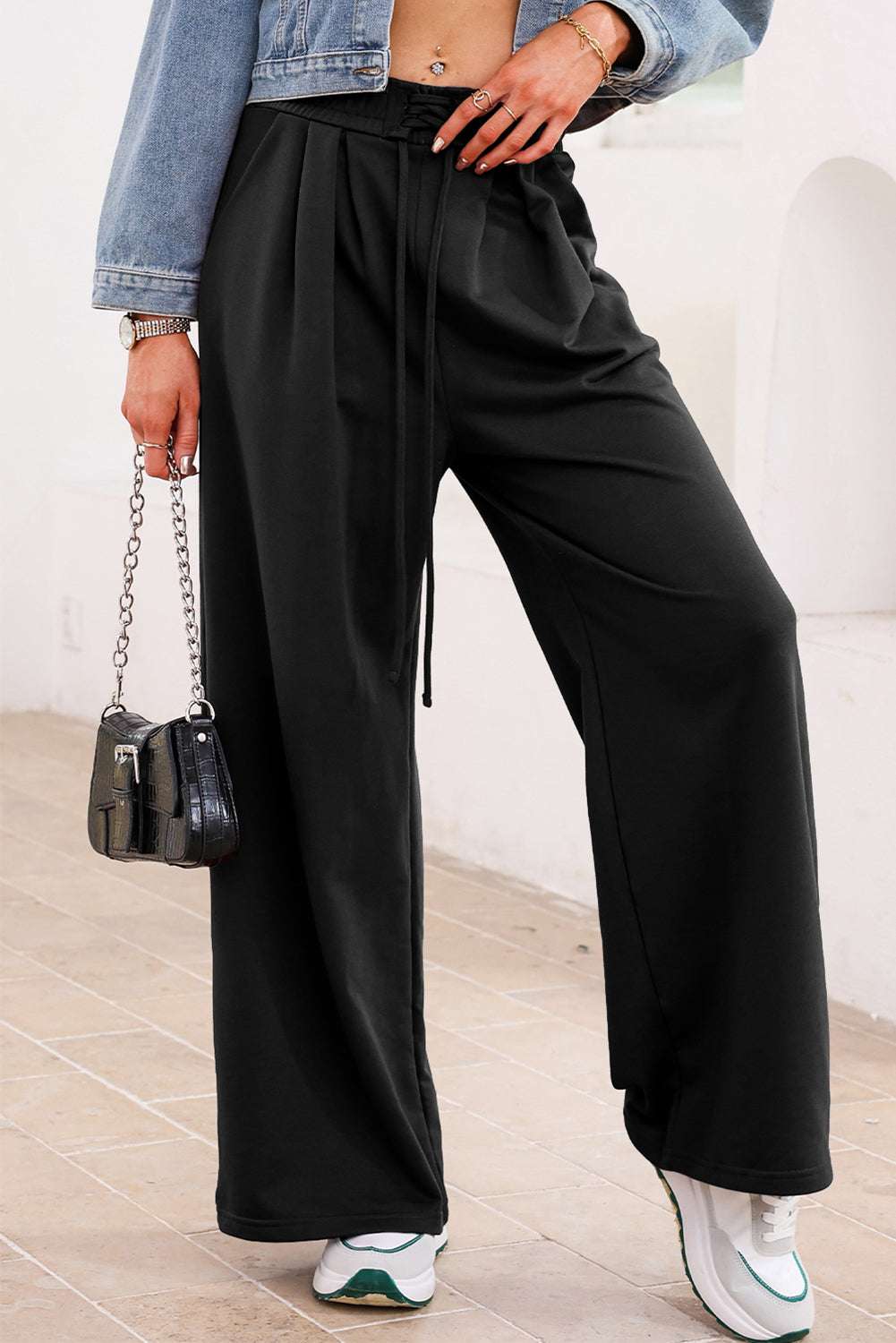 Black Elastic Waist Pleated Sweatpants
