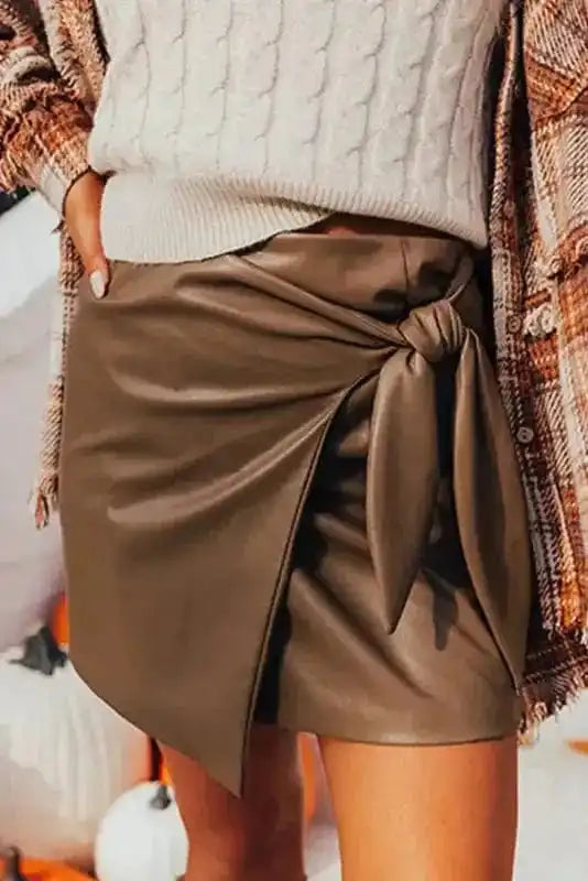 Café Chic Bowknot Mini - Faux Leather Skirt