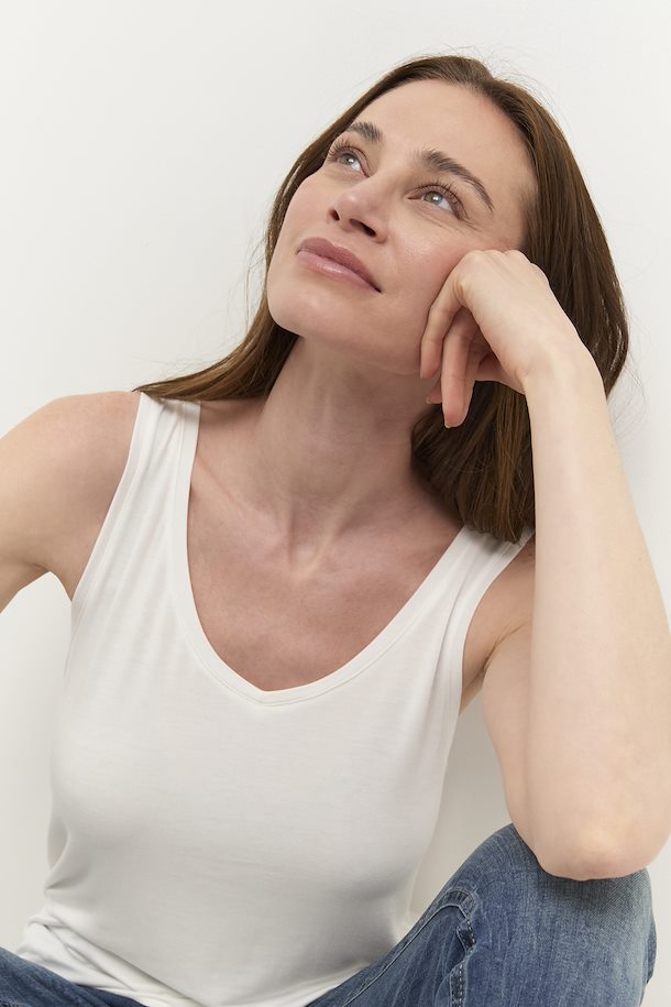 CUpoppy V Neck Tank - Spring Gardenia